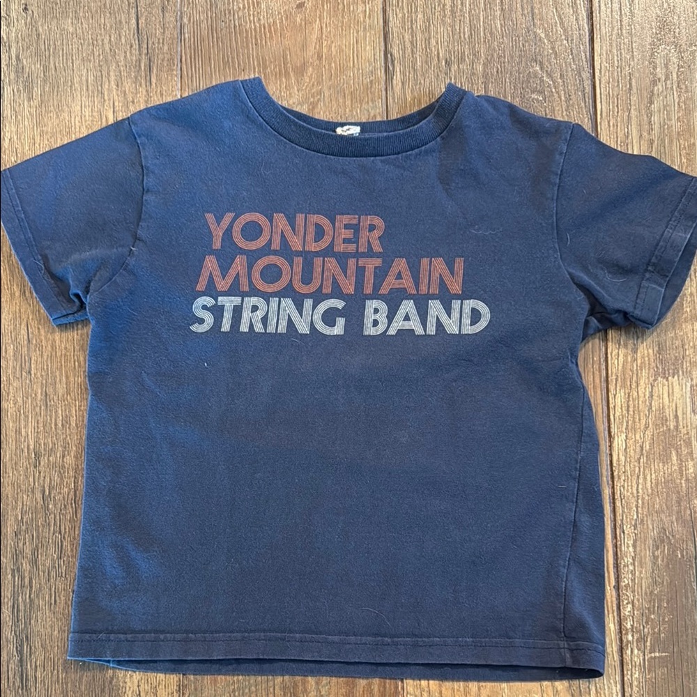 Yonder tee